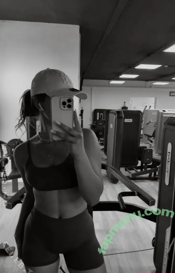 Laura Marie Röhrig nude photo #0096 (lauraaroehrig / lauraroehrig / xlauraroehrig)