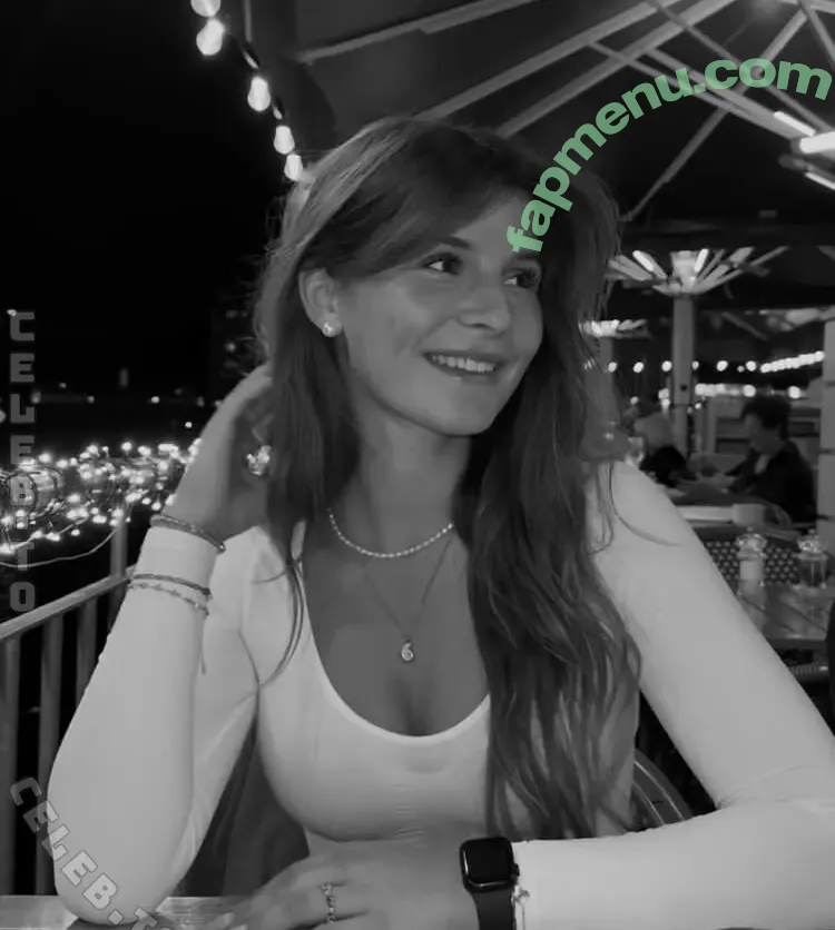 Laura Marie Röhrig nude photo #0109 (lauraaroehrig / lauraroehrig / xlauraroehrig)