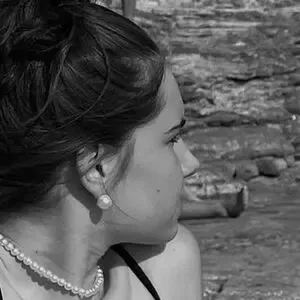 Laura Marie Soons / laurachesnok nude photo #0015