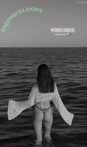 Laura Marie Soons / laurachesnok nude photo #0029