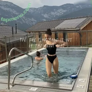 Laura Marie Soons / laurachesnok nude photo #0209