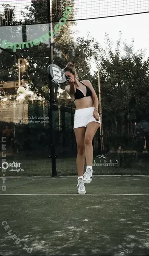 Laura Marie Soons / lauramariesoons nude photo #0442