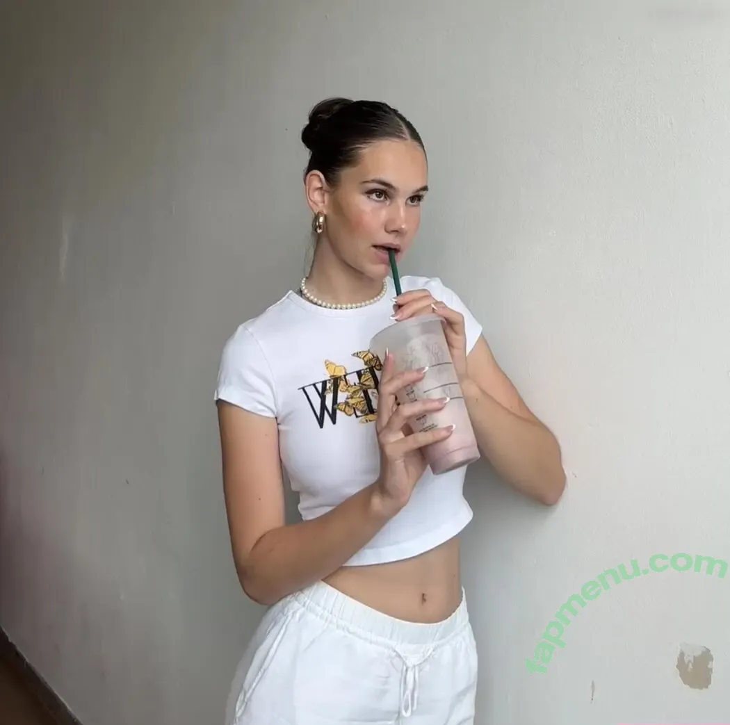 Laura Marie Soons nude photo #0018 (laurachesnok)