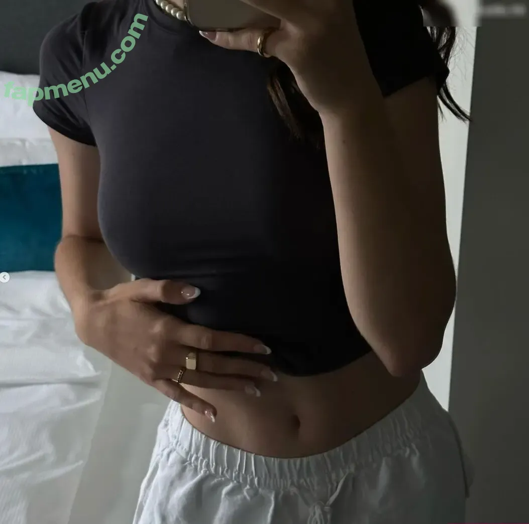 Laura Marie Soons nude photo #0022 (laurachesnok)