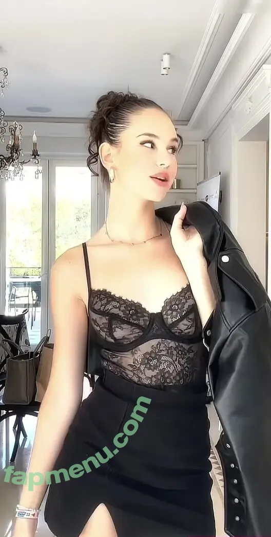 Laura Marie Soons nude photo #0079 (laurachesnok)