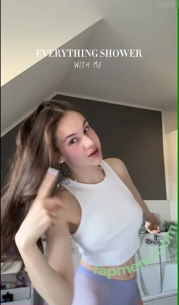 Laura Marie Soons nude photo #0257 (laurachesnok)