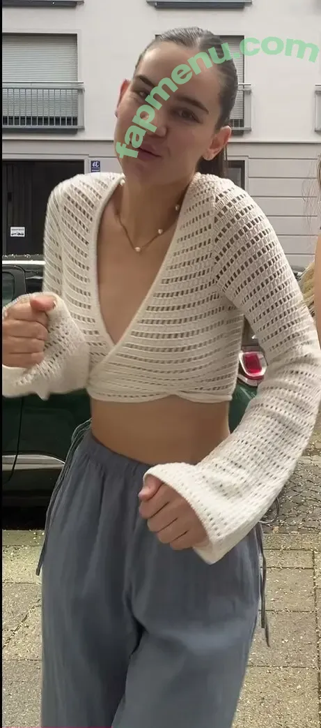 Laura Marie Soons nude photo #0284 (laurachesnok)