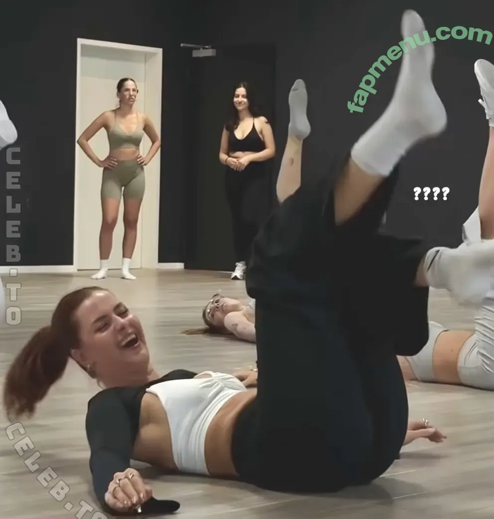 Laura Michelle nude photo #0132 (lauramichellee / lauramichelleee)