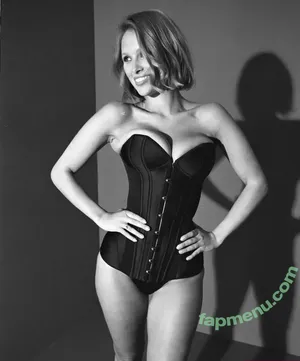 Laura Oganessian / Lauraoganessian nude photo #0568