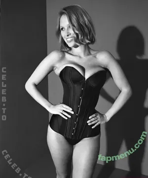 Laura Oganessian / Lauraoganessian nude photo #0576