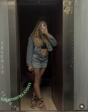 laura__pkr / laura_pkr nude photo #0134