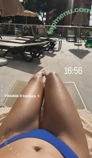 laura__pkr / laura_pkr nude photo #0153