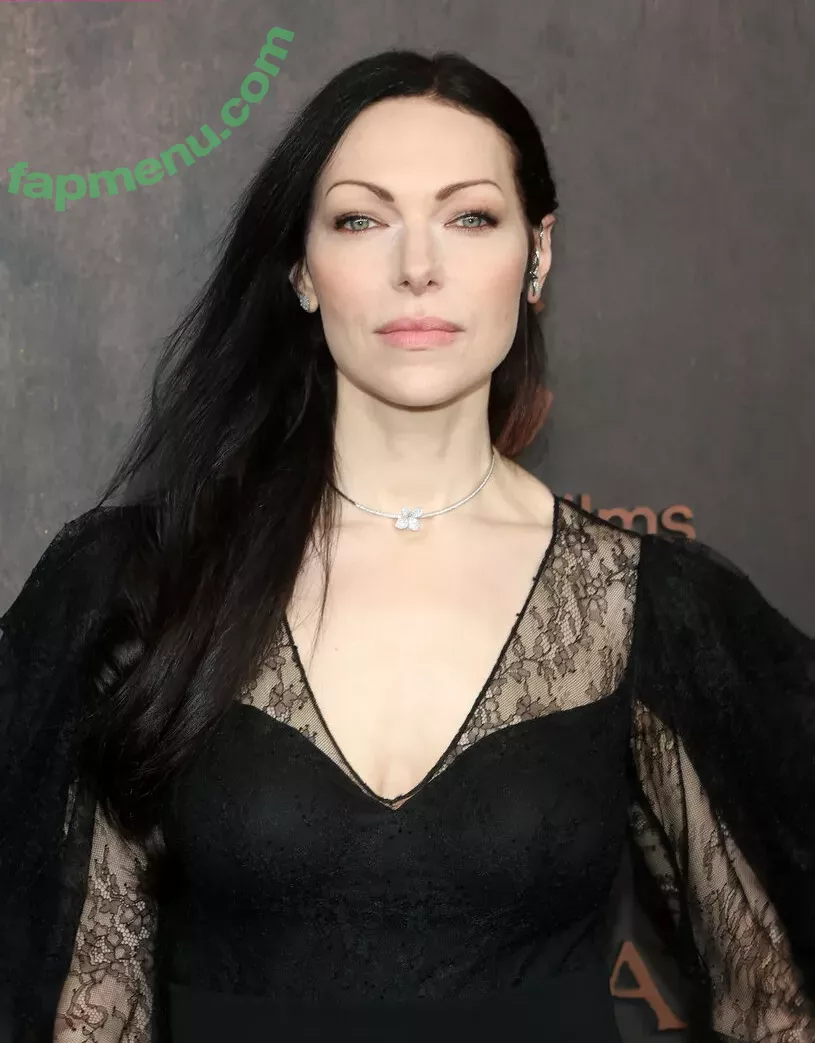 Laura Prepon nude photo #0011 (bomatopia / lauraprepon)