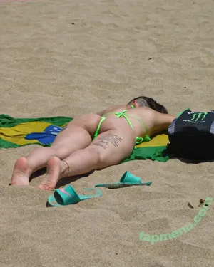 Laura Rebasti / laurarebasti nude photo #0085