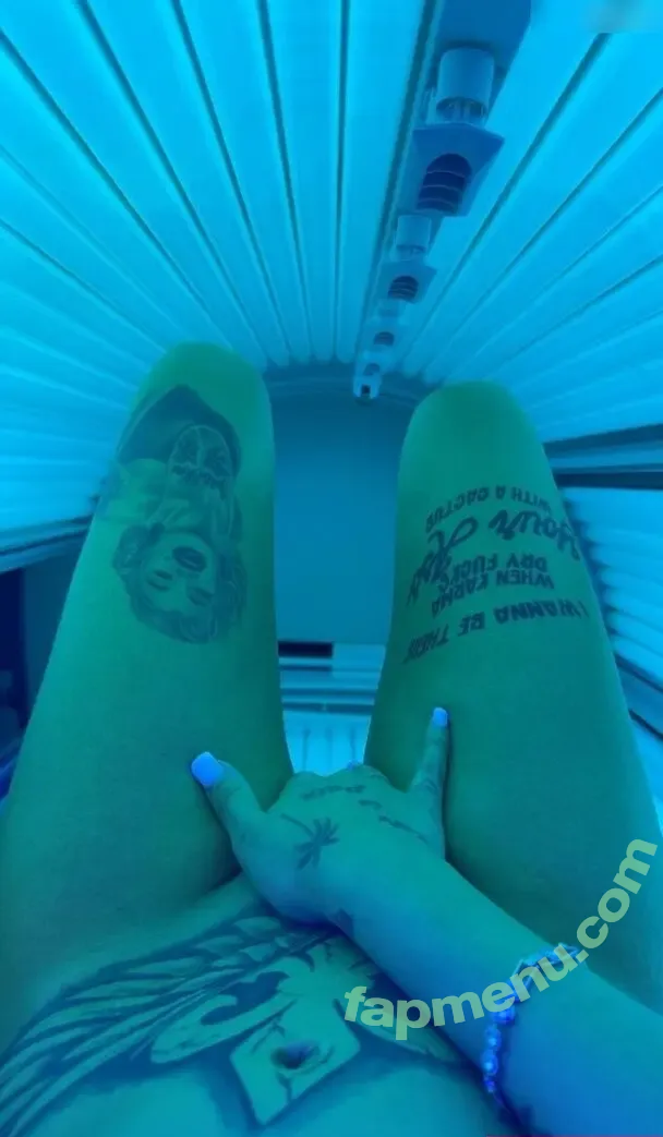 Laura Reeperbahn nude photo #0075 (laura_reeperbahn)