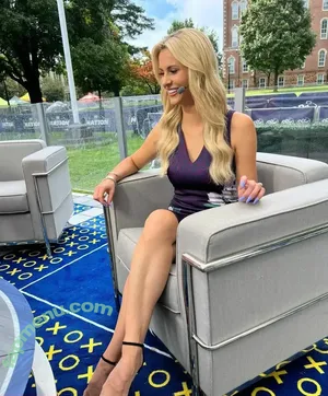 Laura Rutledge / lauramrutledge nude photo #0011