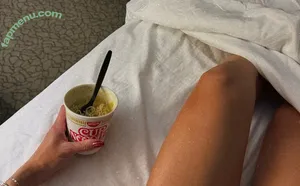 Laura Rutledge / lauramrutledge nude photo #0172