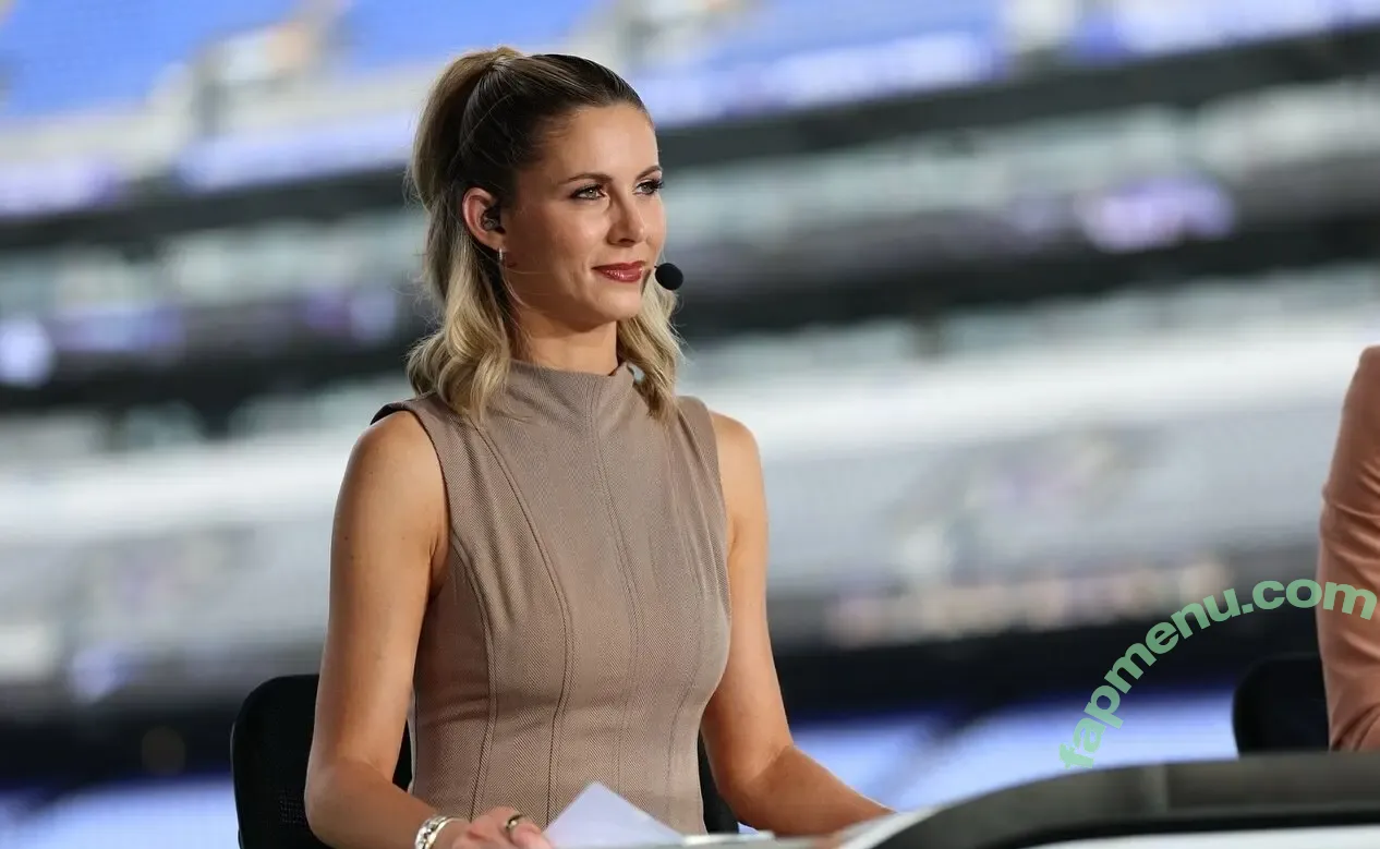 Laura Rutledge nude photo #0167 (lauramrutledge)