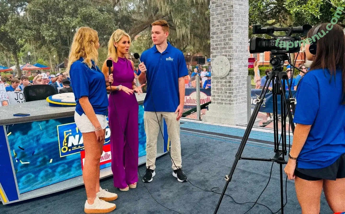 Laura Rutledge nude photo #0170 (lauramrutledge)