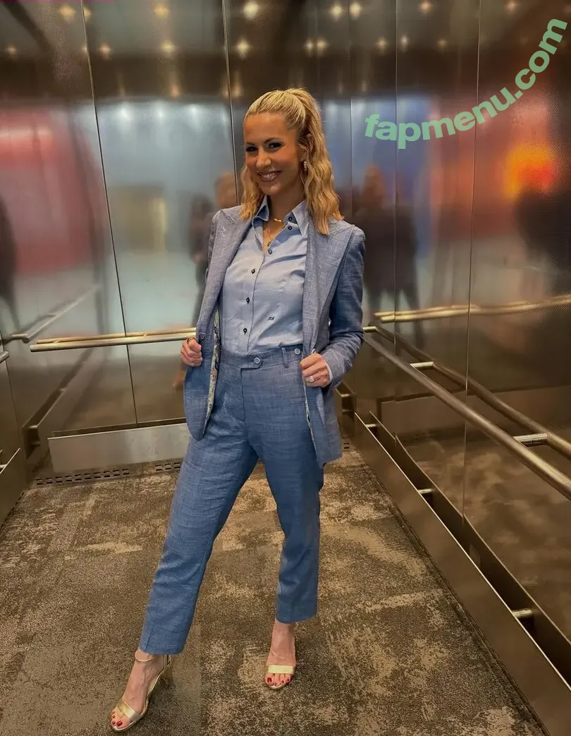 Laura Rutledge nude photo #0182 (lauramrutledge)