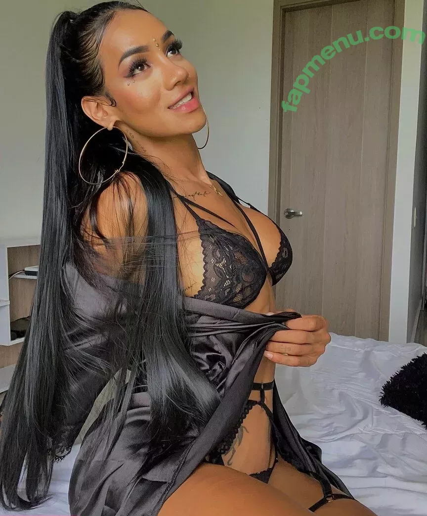 Laura Saenz nude photo #0059 (laurasaenzxx / laurasaenzxxx / sweetlaurasaenz)