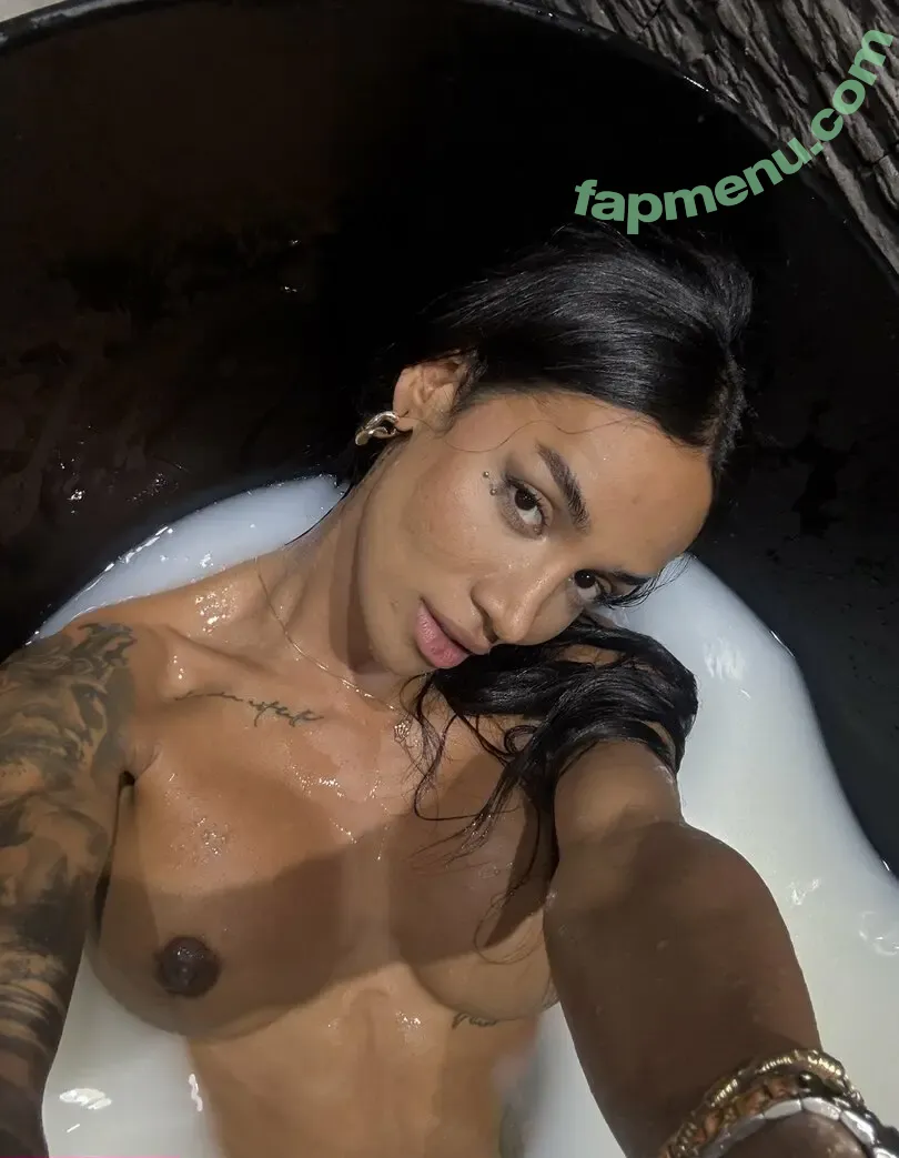 Laura Saenz nude photo #0516 (laurasaenzxx / laurasaenzxxx / sweetlaurasaenz)