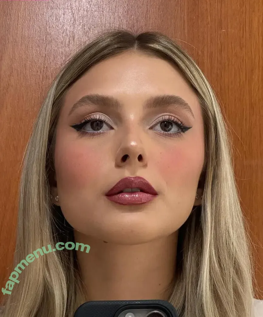 Laura Schadeck nude photo #0069 (lauraschadeck)