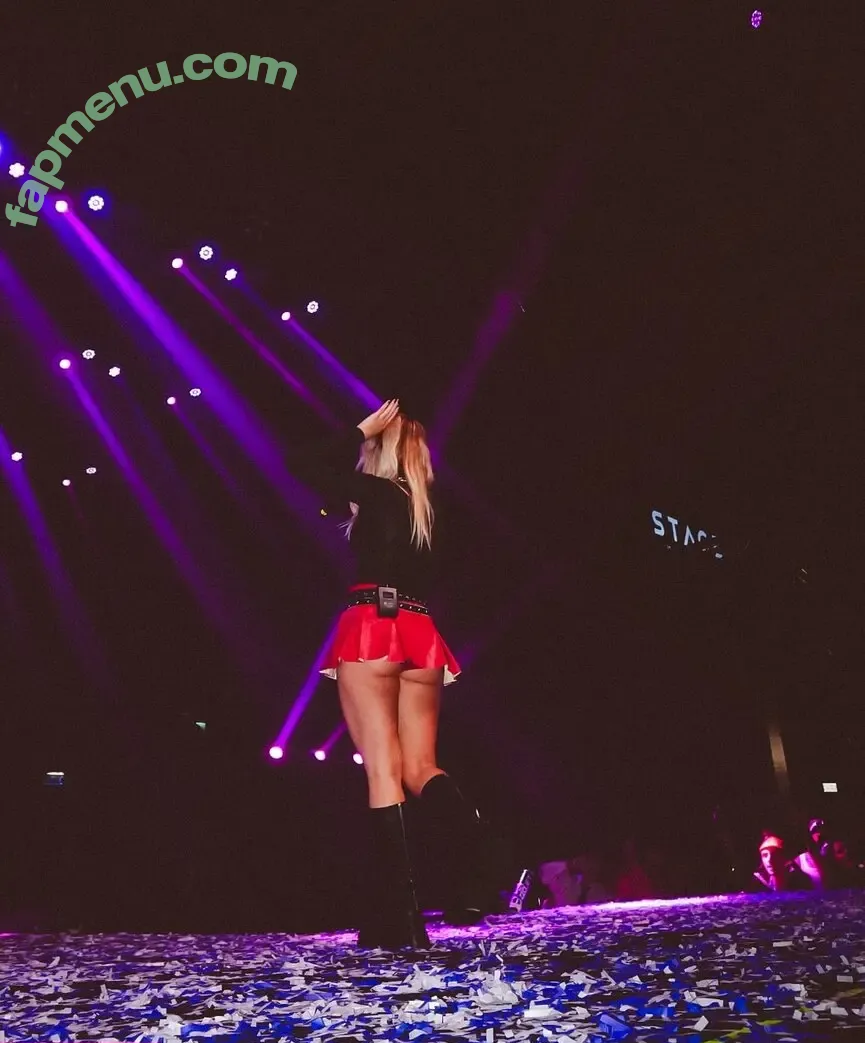 Laura Schadeck nude photo #0072 (lauraschadeck)