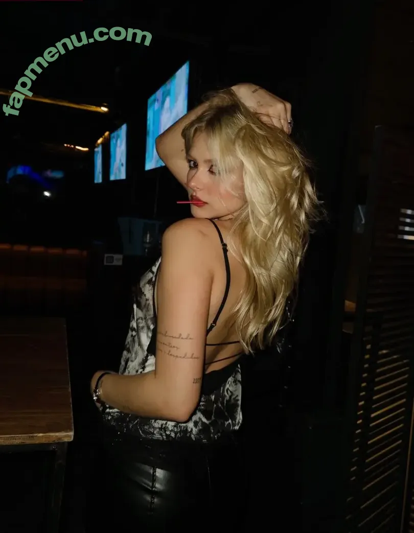 Laura Schadeck nude photo #0103 (lauraschadeck)