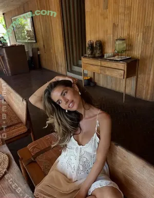 Laura Schultz / laa.schu nude photo #0447