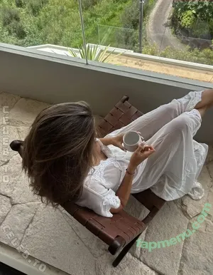 Laura Schultz / laa.schu nude photo #0452