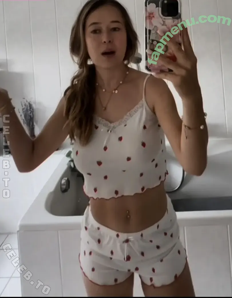 Laura Sophie nude photo #0220 (laurasophie)