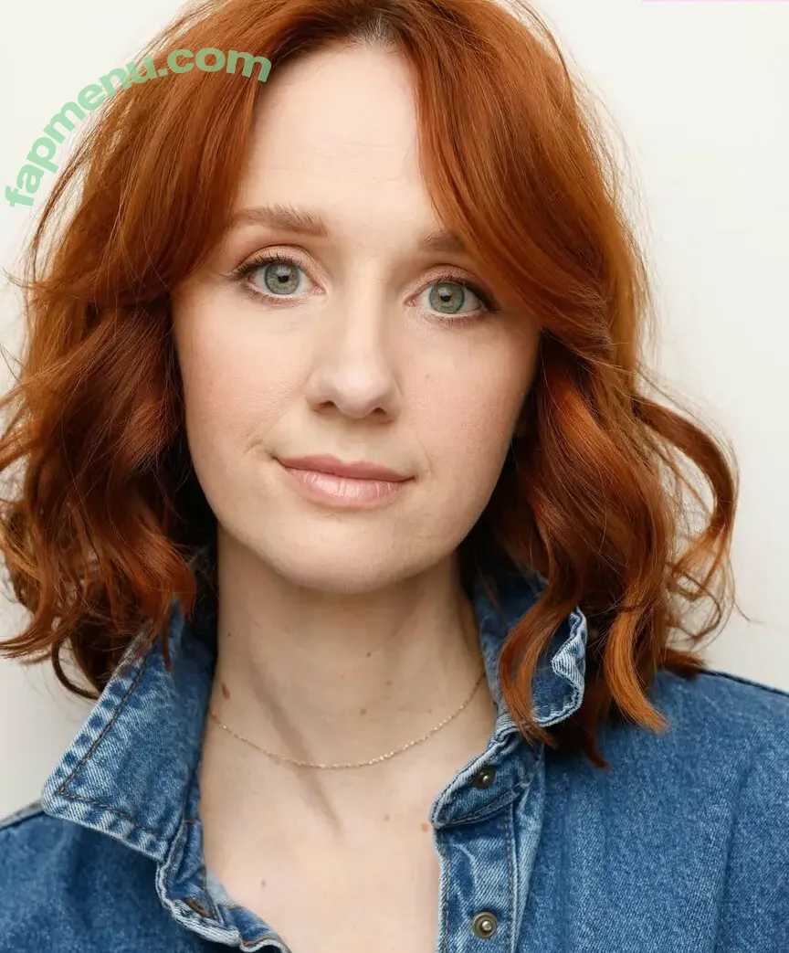 Laura Spencer nude photo #0007 (itslauraspencer / laurenspencer)