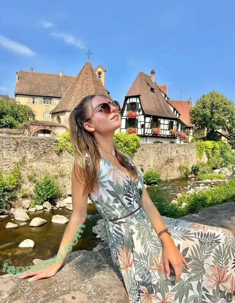 Laura thorn nude photo #0019 (Laura_thorn)