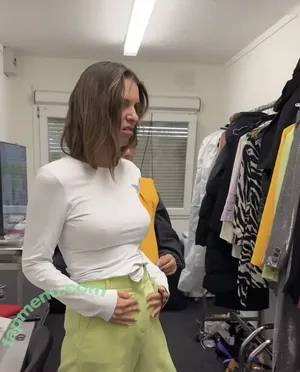 Laura Wontorra, LauraWontorra, laurachesnok leaked nudes