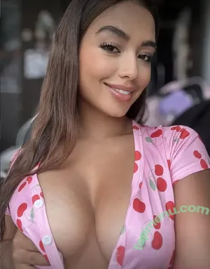 Lauraa.rodriguez / lauradrodriguez nude photo #0286