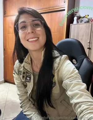 lauraamartiinez8 / lauramartinez8 nude photo #0076