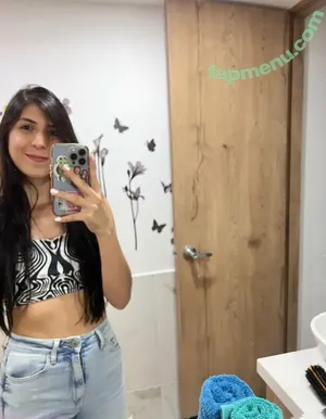 lauraamartiinez8 / lauramartinez8 nude photo #0093