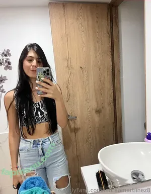 lauraamartiinez8 / lauramartinez8 nude photo #0094