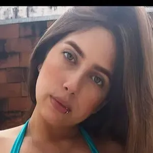 Laurabap_ / laurakozlovvfree nude photo #0003