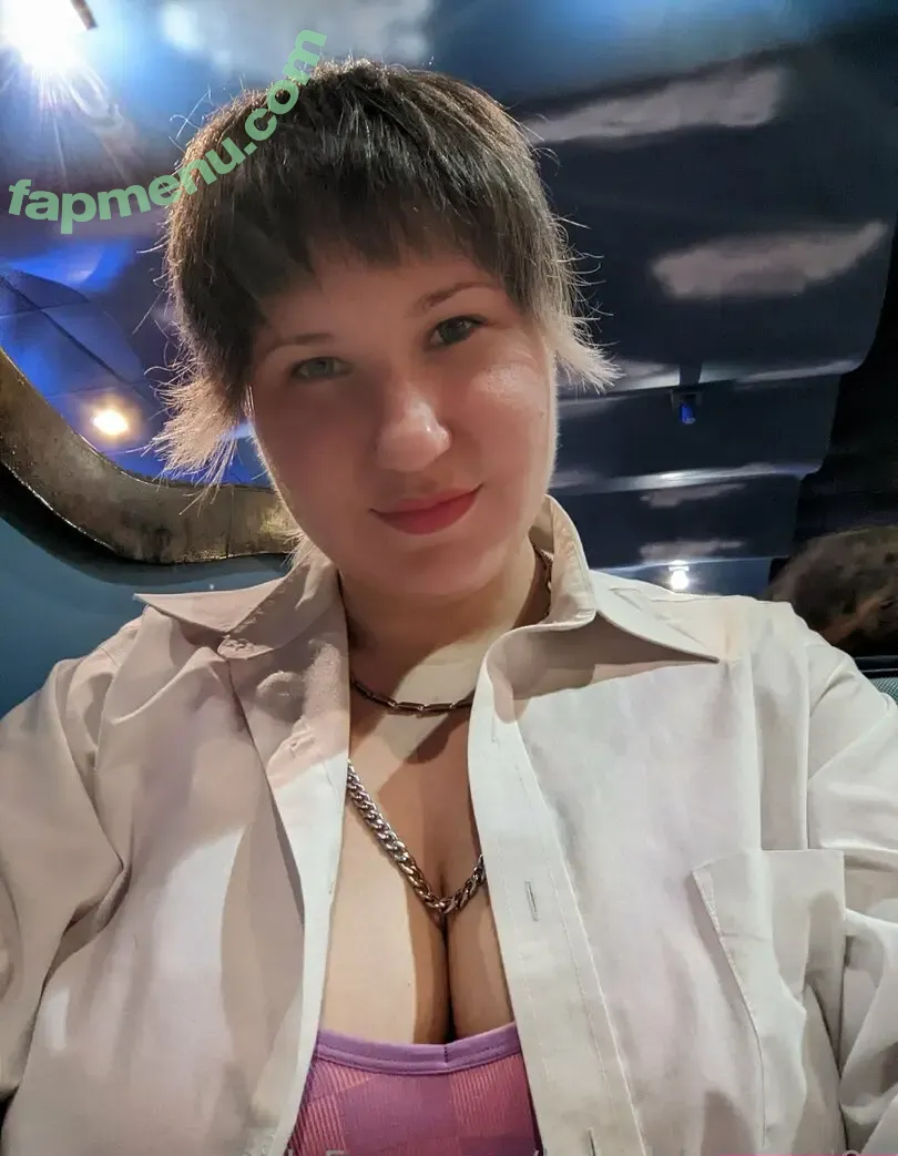 laurabluebyrd90 nude photo #0044 (laurabluebyrd90)
