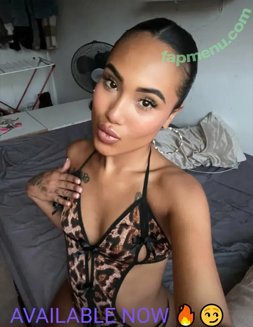 lauraclazo nude photo #0060 (lauraclazo)