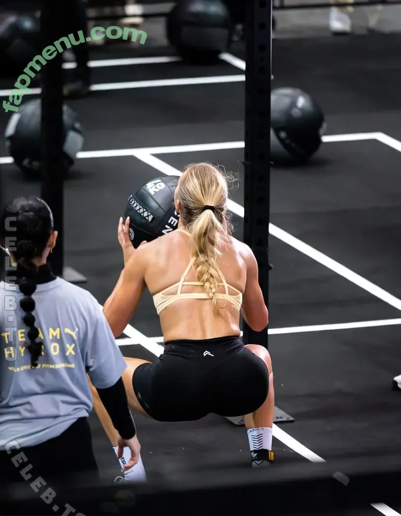 laurafarniok nude photo #0035 (laurafarniok)