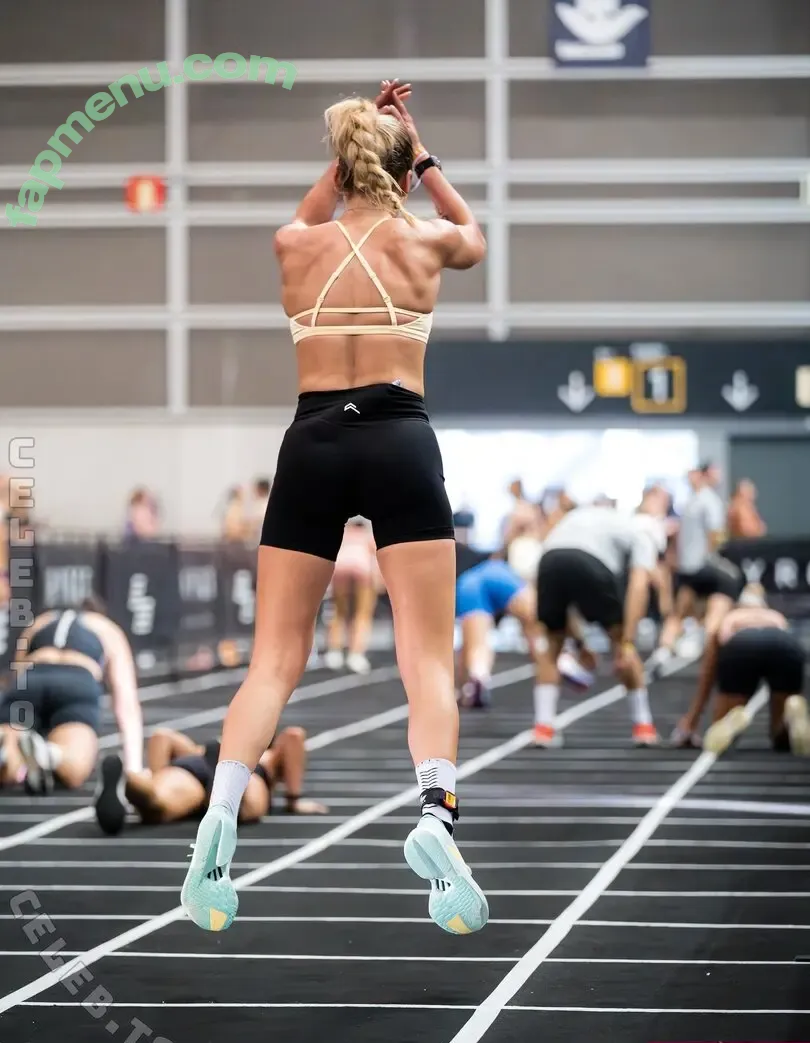 laurafarniok nude photo #0036 (laurafarniok)