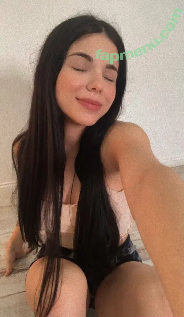 laurafpg nude photo #0002 (laura.fpg)