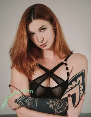 laurahorneyfree / laaurenhaardy nude photo #0011