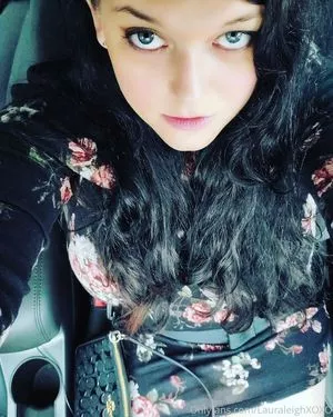 lauraleighxoxo / the.lauraleighxoxo nude photo #0033