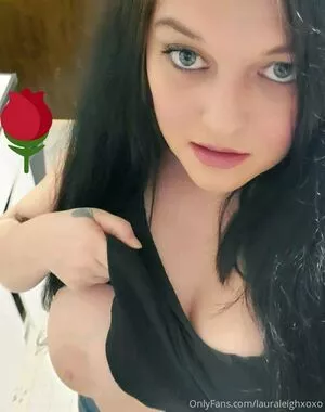 lauraleighxoxo / the.lauraleighxoxo nude photo #0181