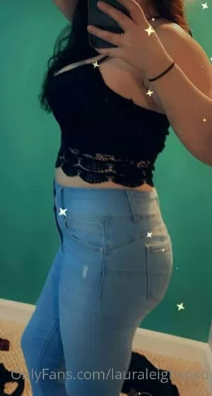 lauraleighxoxo / the.lauraleighxoxo nude photo #0223