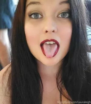 lauraleighxoxo / the.lauraleighxoxo nude photo #0307